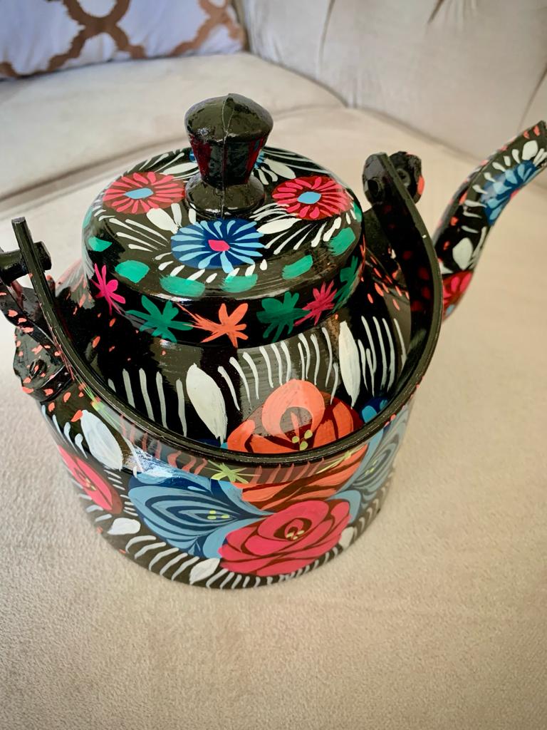 Customized decorative kettle